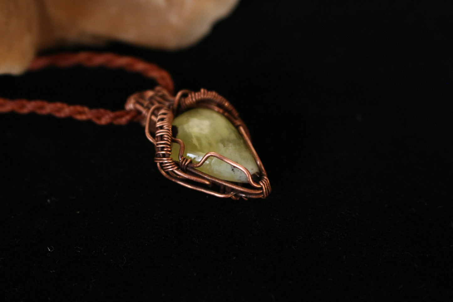 Amuleto/Talismano Lemon Prenhite avvolto in filo di rame Hand made geometric Pagan Wicca Witch